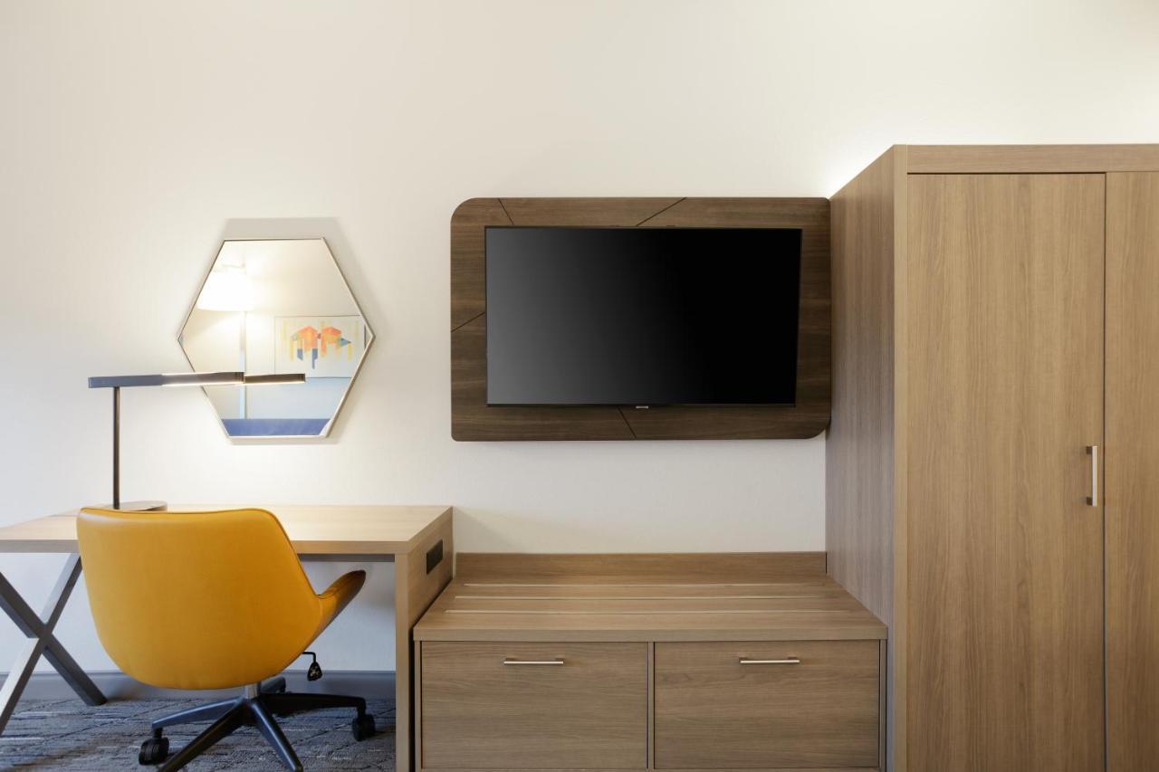 Holiday Inn Express Peachtree Corners-Norcross By Ihg Bagian luar foto